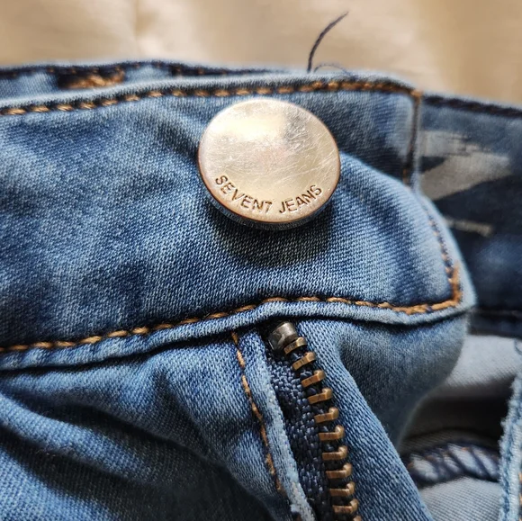 Seven7 Skin Fit Jeans - Size 4 - Picture 5 of 9